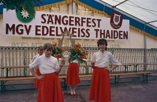 Die "Ehrendamen" Martina Vogler, Beate Handwerk, Susanne Roth